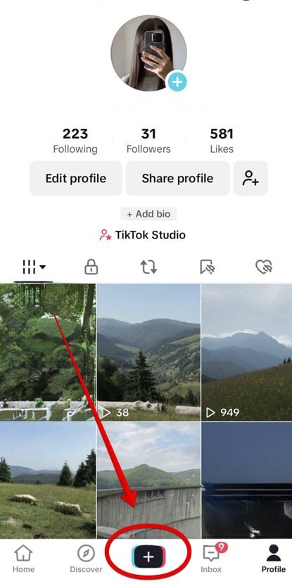 + button TikTok