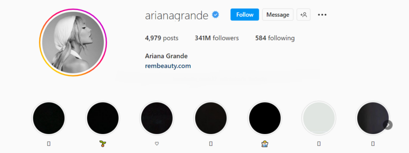 Ariana Grande instagram account